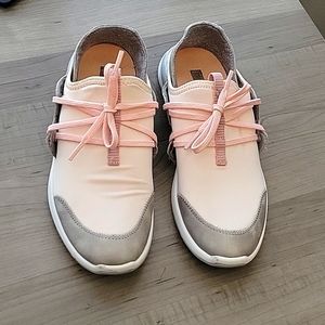 Olukai Miki Li Sneaker Pink and Gray size 7.5